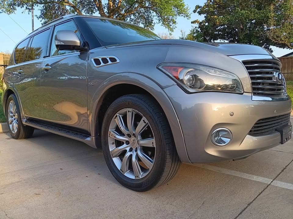 Infiniti QX80